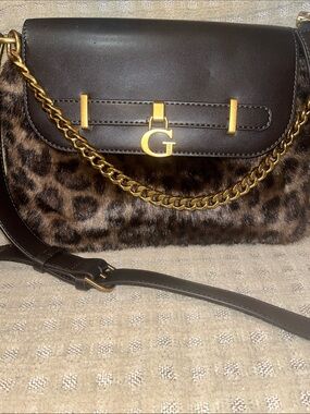 Guess BergenBrown /Leopard Print Crossbody with Gold Chain